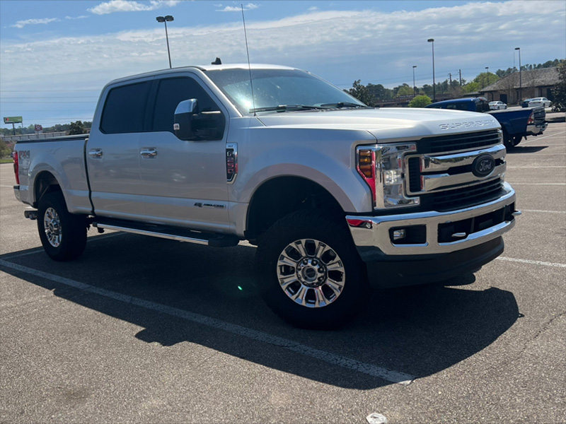 2019 Ford F250 Tis 544 20x10 Amp Terrain Attack At 37x12 50r20 2 5 In Rough Country Leveling Kit 